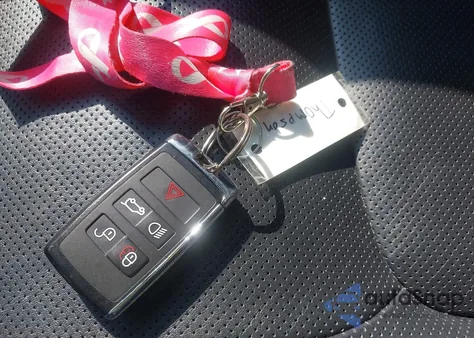 2019 Land Rover Range Rover 3.0L V6 Supercharged Hse from USA, damaged, VIN SALGS2SV4KA529809